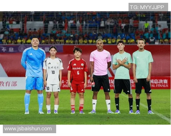 梅林97足球球星崛起之路:从少年天才到世界顶级球员的奋斗历程 梅林97足球球星崛起之路:从少年天才到世界顶级球员的奋斗历程