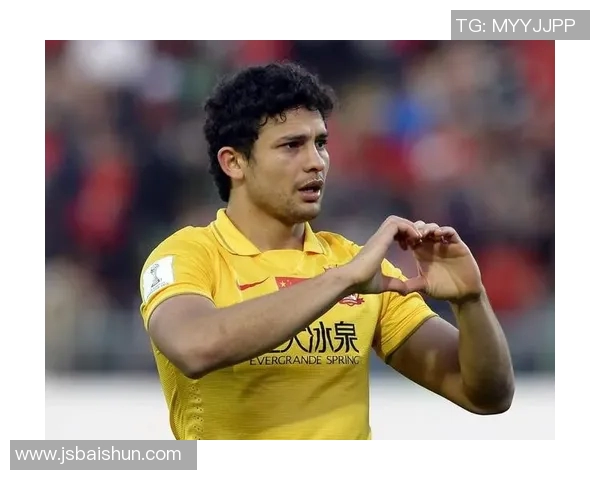 中国足球帅气球星排行榜 高颜值球员引领风潮 谁是你的心动男神 中国足球帅气球星排行榜 高颜值球员引领风潮 谁是你的心动男神