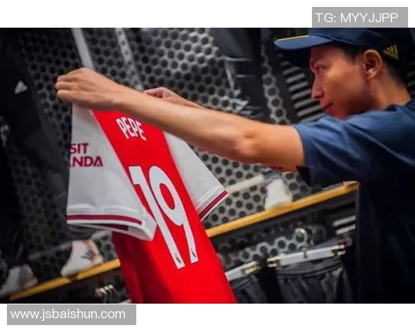 模仿足球球星签字技巧解析 轻松掌握签名艺术的奥秘 模仿足球球星签字技巧解析 轻松掌握签名艺术的奥秘